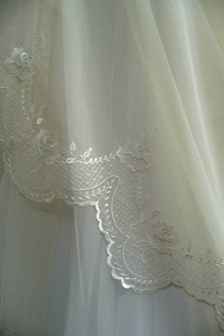 Tulle ricamato avorio altezza cm cm 300