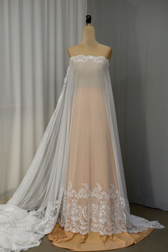 Tulle ricamato bianco cm 140