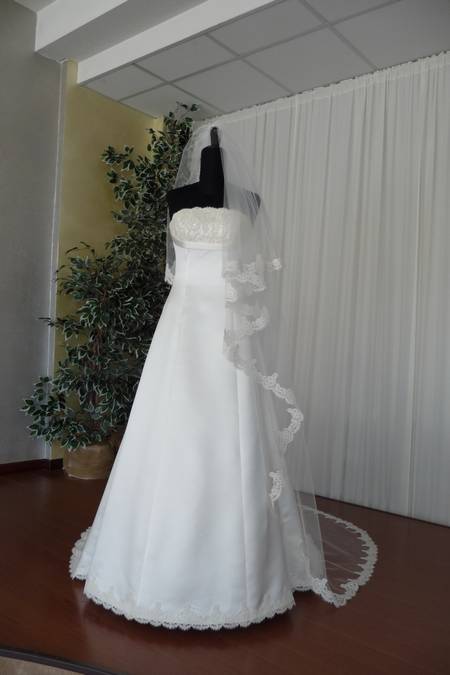 sposa duchesse pizzo rebrode velo bordo 1024 Foto 1