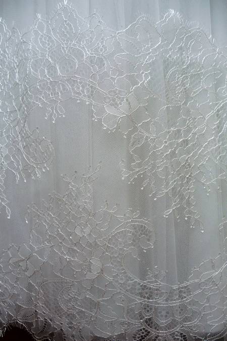 pizzo chantilly bianco Foto 1