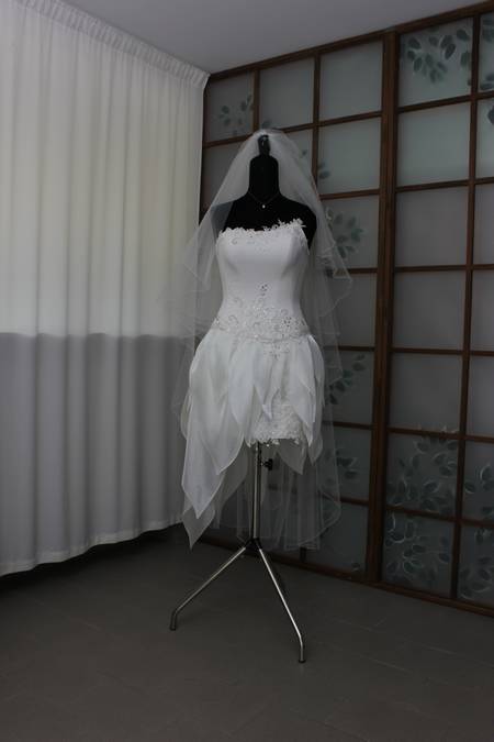 sposa petali organza applicazioni pizzo rebrode Foto 1