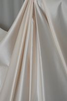 raso duchesse poliestere sabbia rosato 150 Foto 3