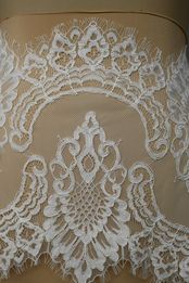 bordo tulle bianco seta anche bianco Foto 3