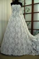 avorio argento tessuto rebrodato per fare abito per le nozze