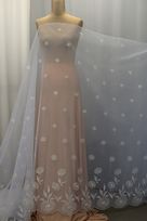 organza ricamata 140 Foto 3