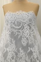 pizzo chantilly naturale anche bianco seta 135 Foto 3