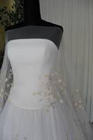 tulle ricamato avorio 140 Foto 3