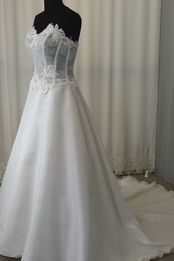abito pizzo rebrode applicazioni organza Foto 2
