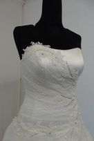 abiti sposa modello h1367 Foto 3
