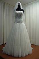 Abito Nuziale Sartoria artigianale vestiti Sposa Matrimonio