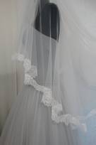 Veli da Sposa in seta Tulle Veletta pois Pizzo Chantilly