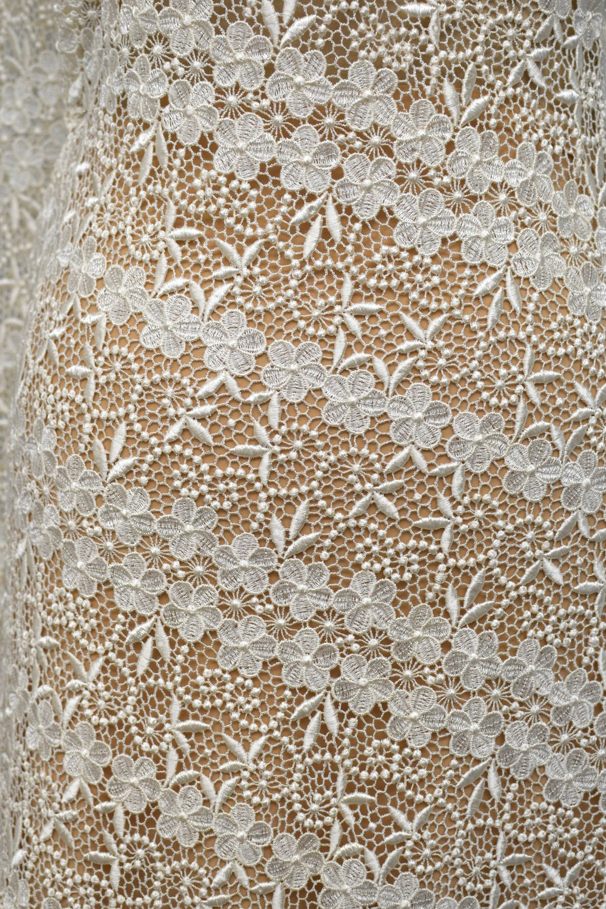 pizzo macrame avorio cm 140 (disponibile anche nel colore biancoseta) Art 00025E