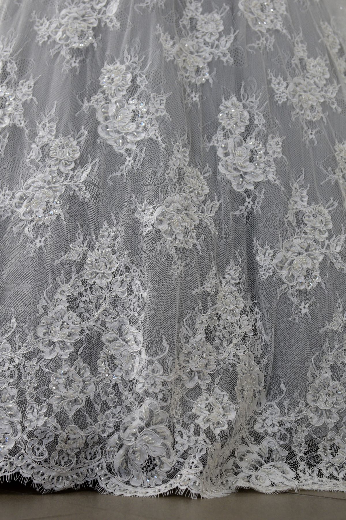 pizzo rebrode ricamato avorio naturale h cm 140 Art 00052