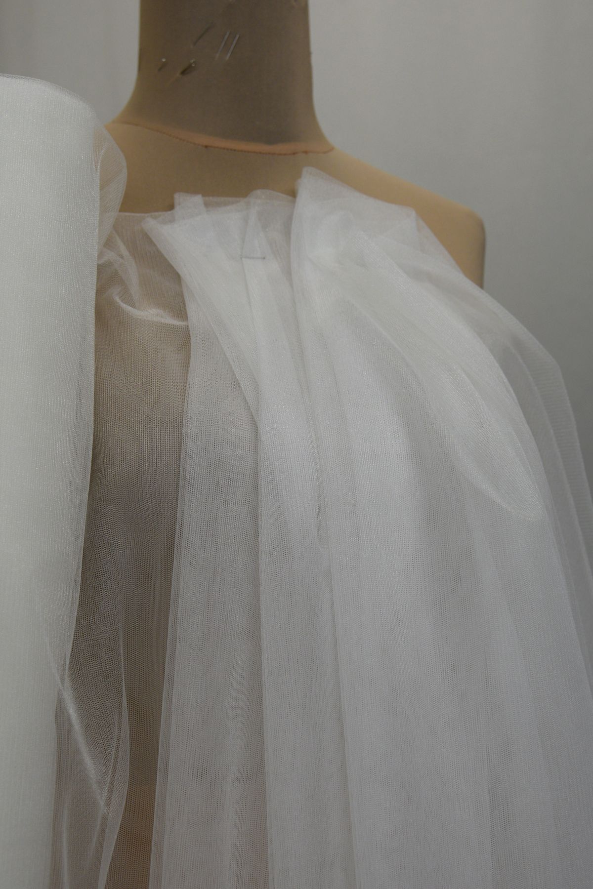 tulle per abiti mano seta lucido morbido h cm 300 colore seta Art 0007LC8