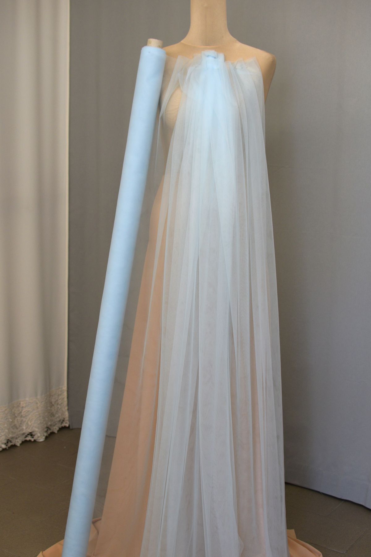 tulle illusione mano seta colore bebebleu cm 300 Art 0057BE