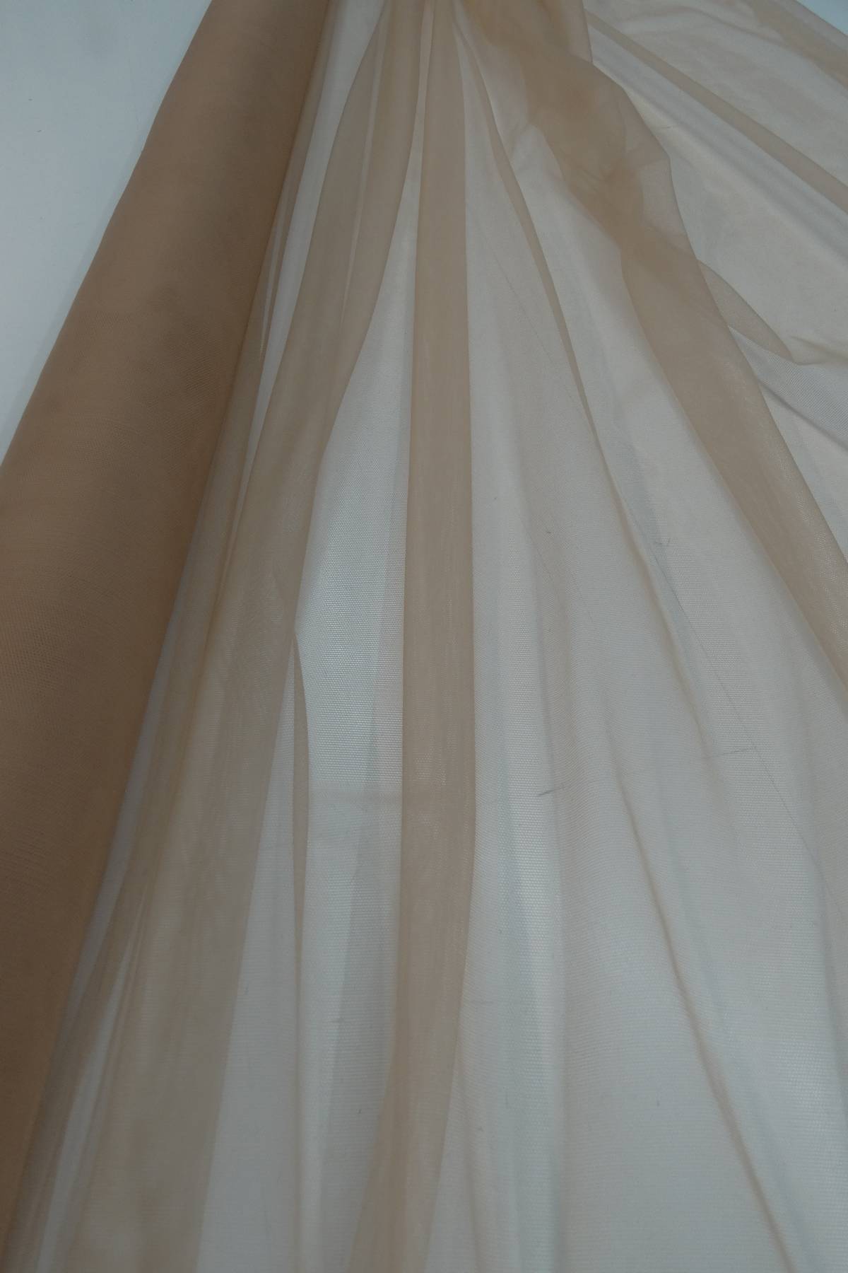 tulle invisibile elastico tipo seta color carne effetto tattoo h cm 150 Art 0001A