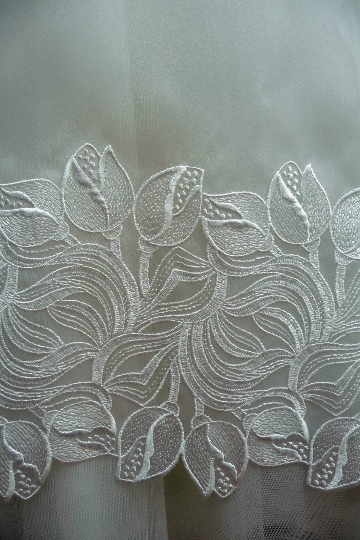 organza ricamata bianco Art 0383LO