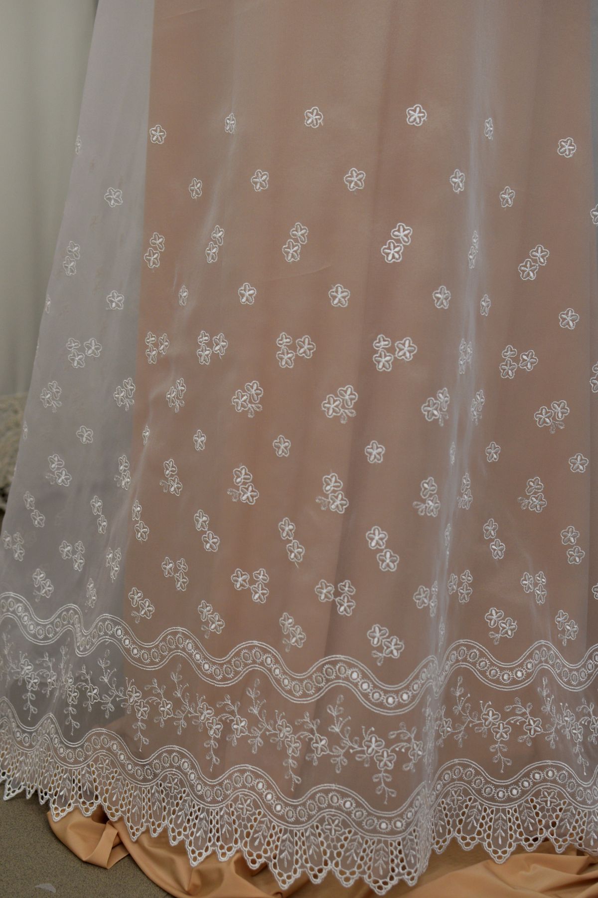 organza ricamata bianco h cm 150 Art 0822LO