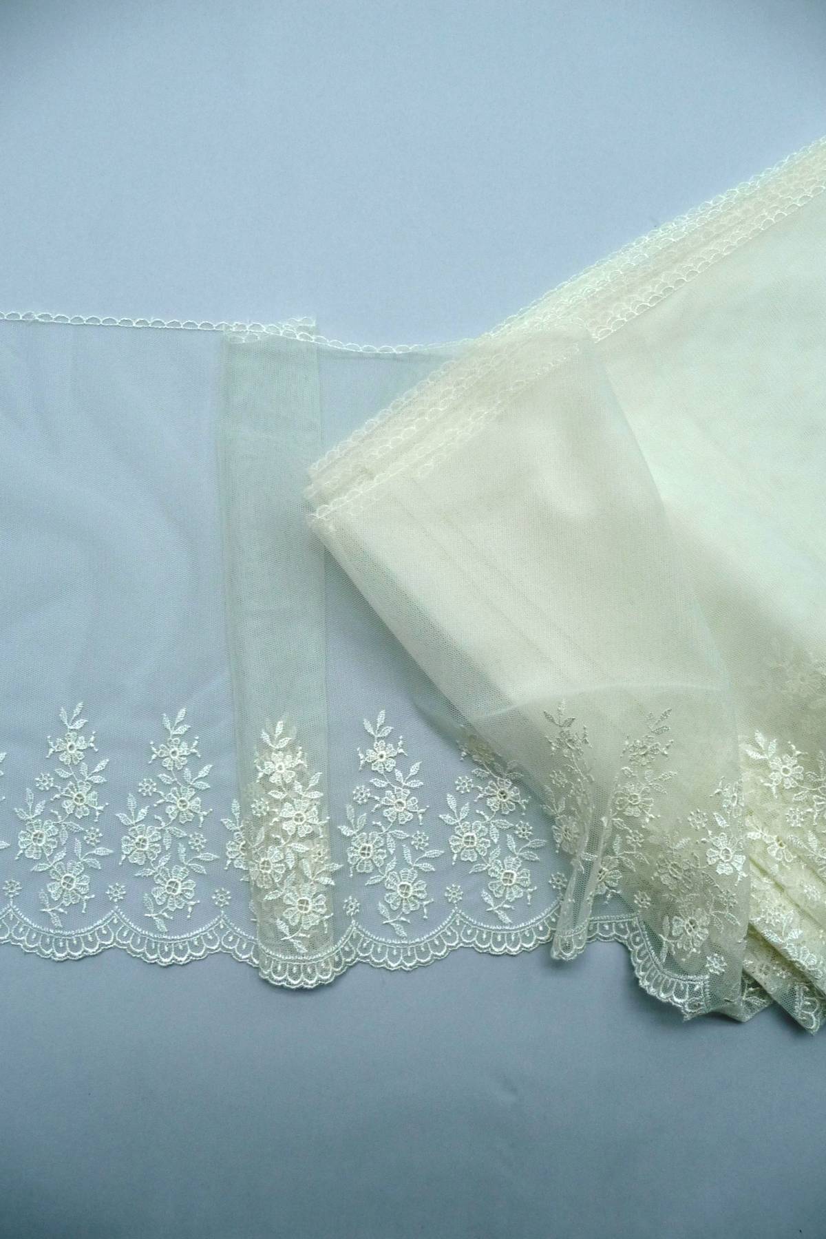 bordo tulle ricamato avorio cm 30 Art 0926BTUAV