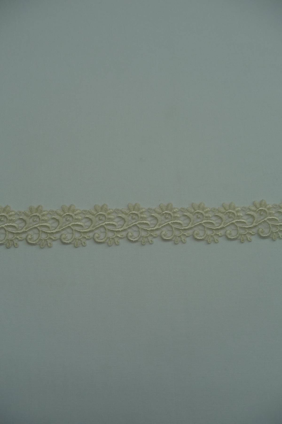 bordo macrame avorio h cm 3 5 Art 0132BMAV