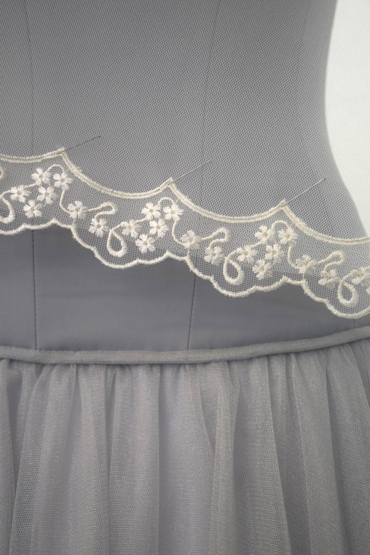 bordo tulle ricamato avorio h cm 5 Art 1721BTUAV