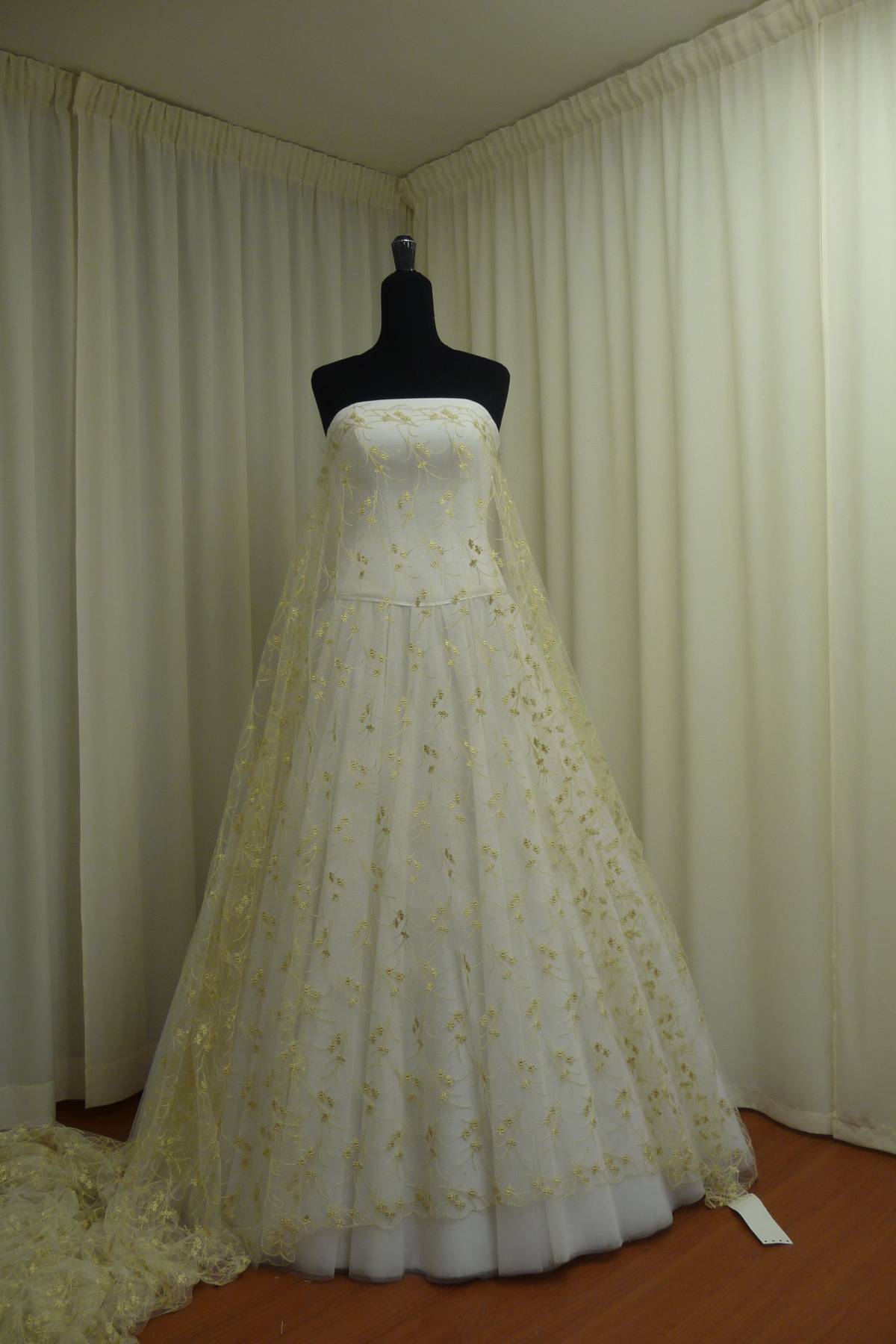 tulle leggero ricamato avorio champagne cm 150 Art 2139LTUAS