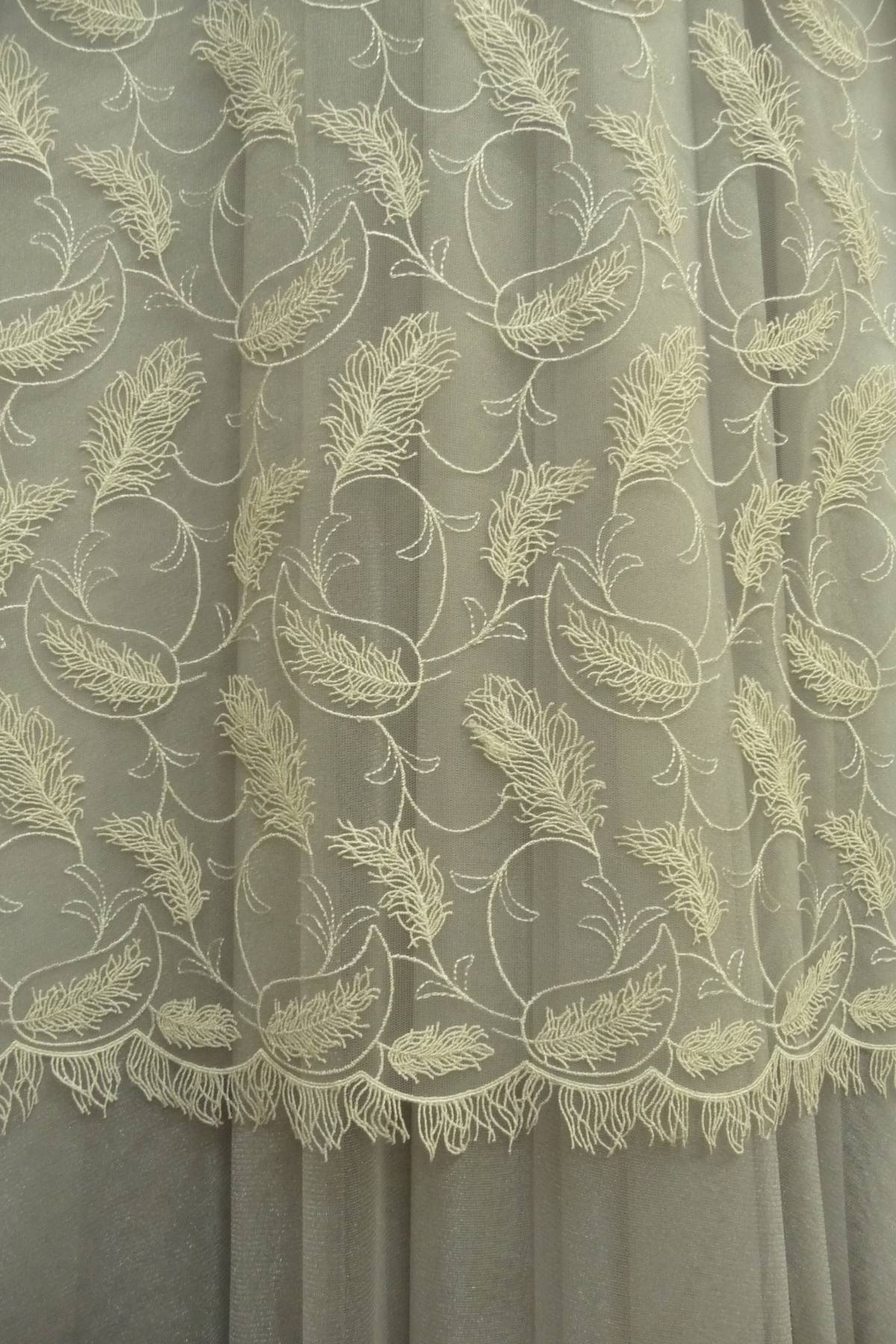 tulle macrame ricamato avorio cm 140 Art 7013LTUAV