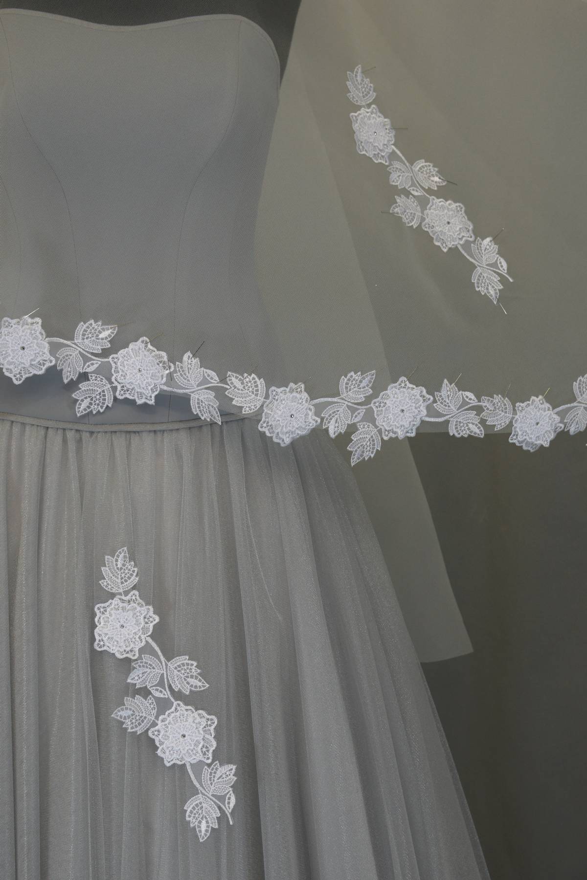 applicazioni organza bianco cm 27x9 Art 7078