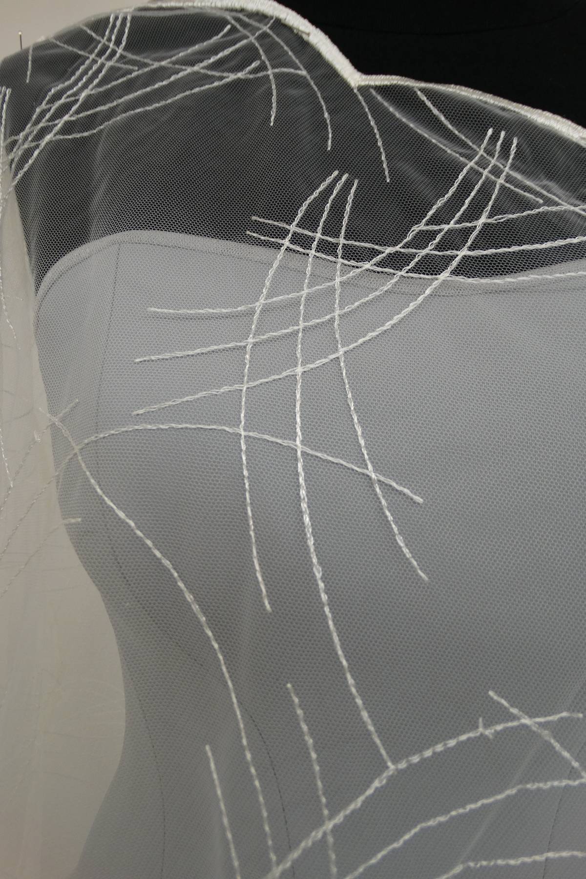 tulle ricamato avorio cm 140 Art 9040LTUAV