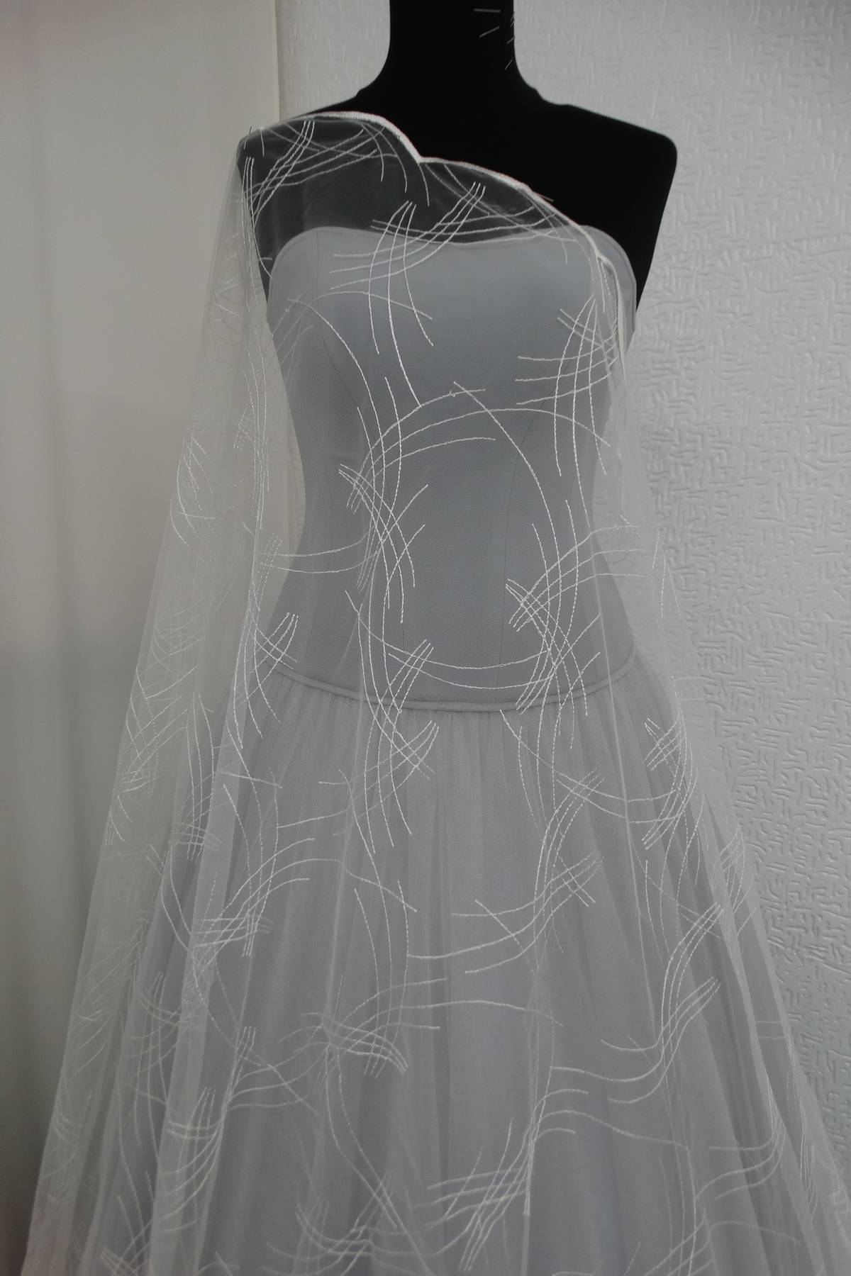 tulle ricamato avorio cm 140 Art 9040LTUAV