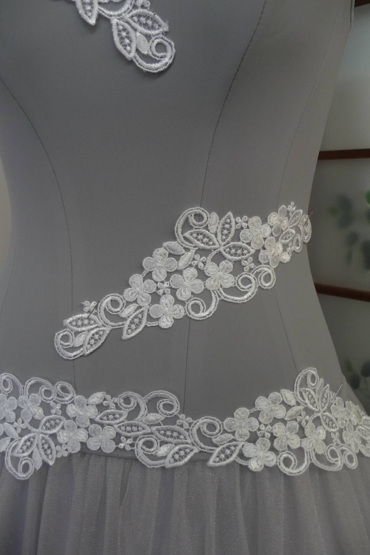 applicazione macrame cm 45 in bianco Art 9045BIANCO