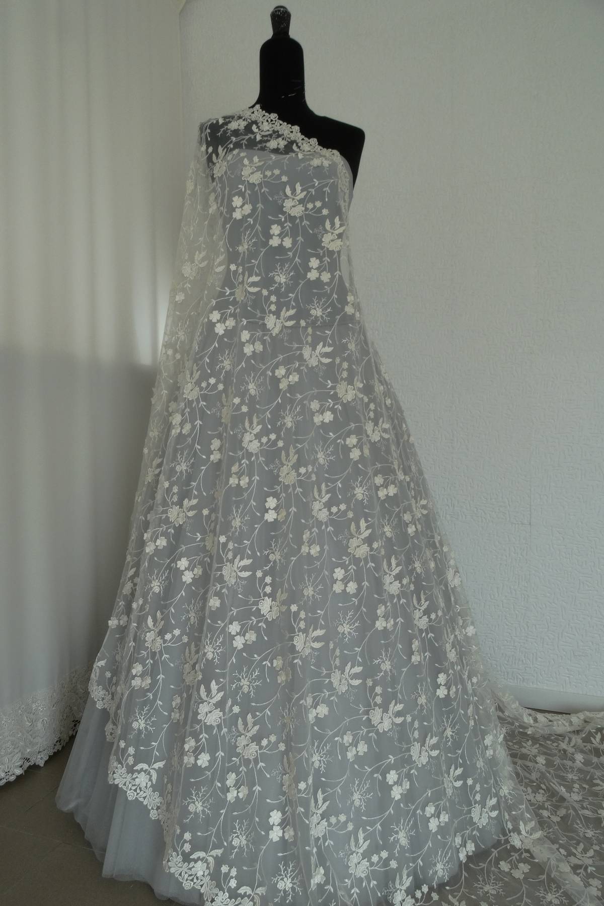tulle macrame ricamato degrade avorio cm 170 Art 9049LTUAV
