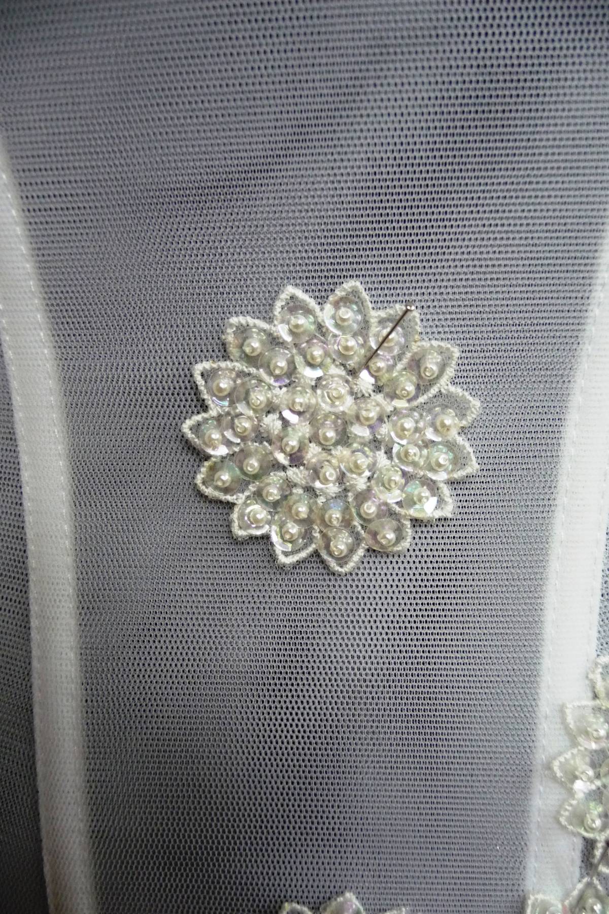 applicazione organza ricamata a mano Art G699