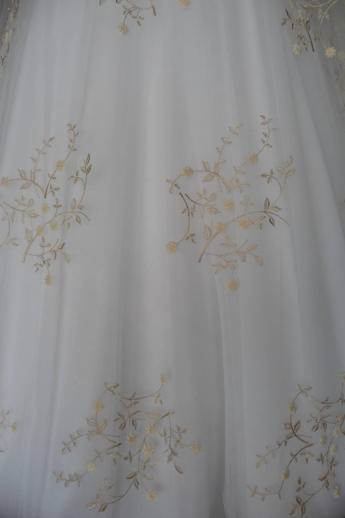 tulle ricamato con perle colore avorio cm 140 Art B1082LTUBCX