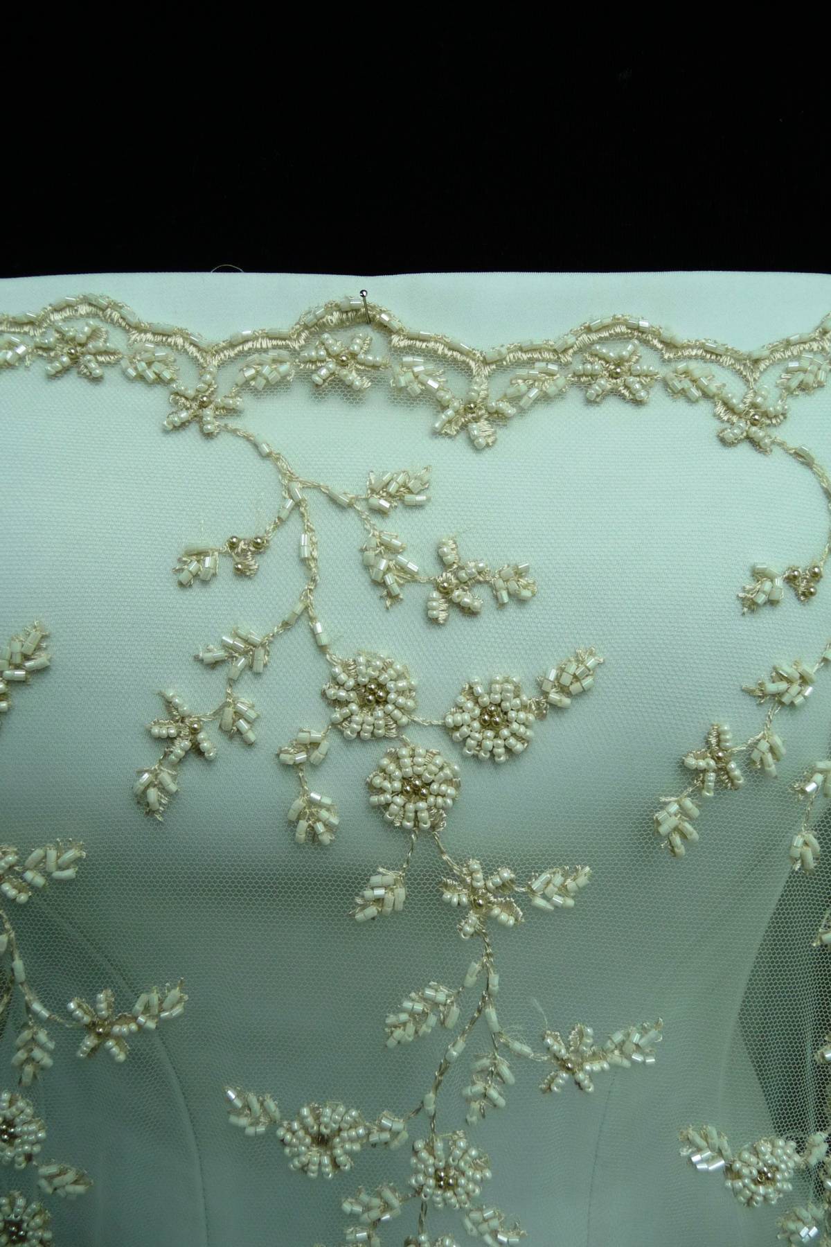 tulle ricamato con perle avorio champagne Art B2006LTUBCX