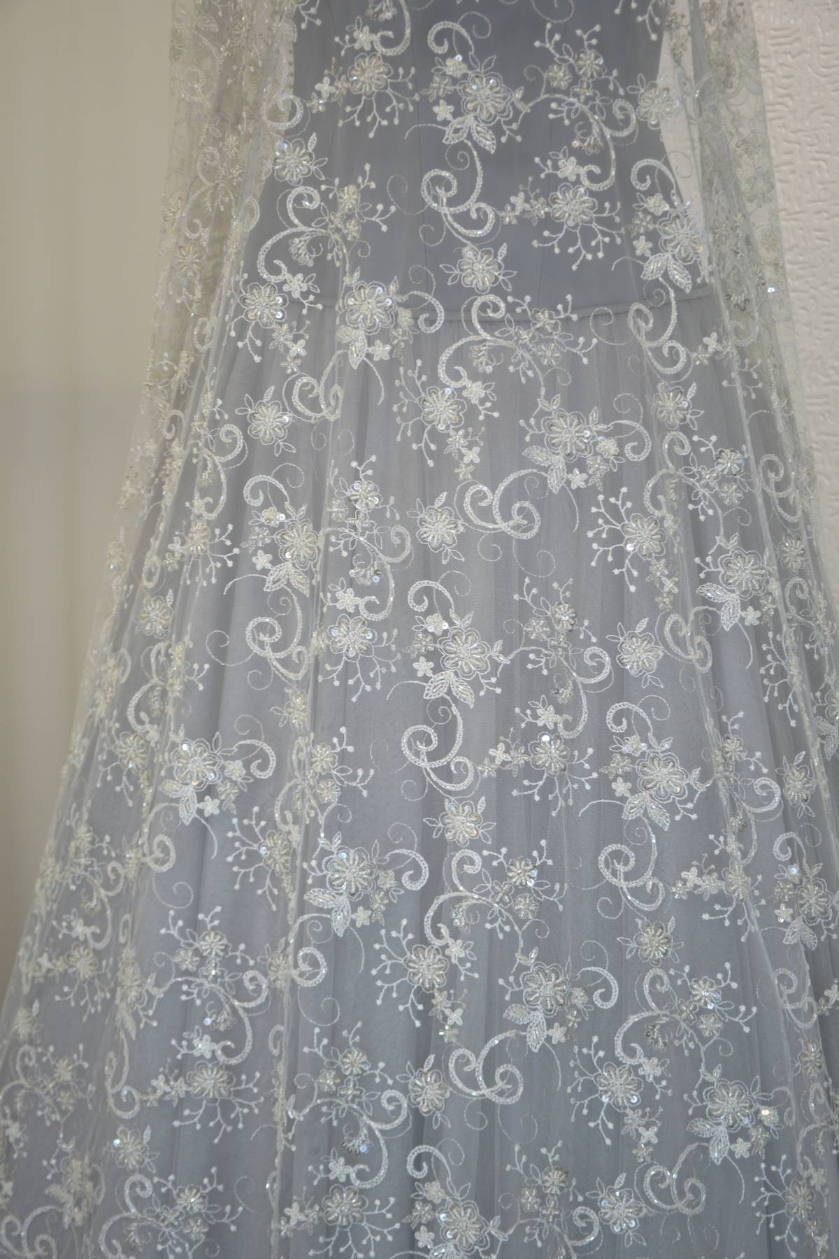tulle ricamato avorio silver cm 135 Art C1295
