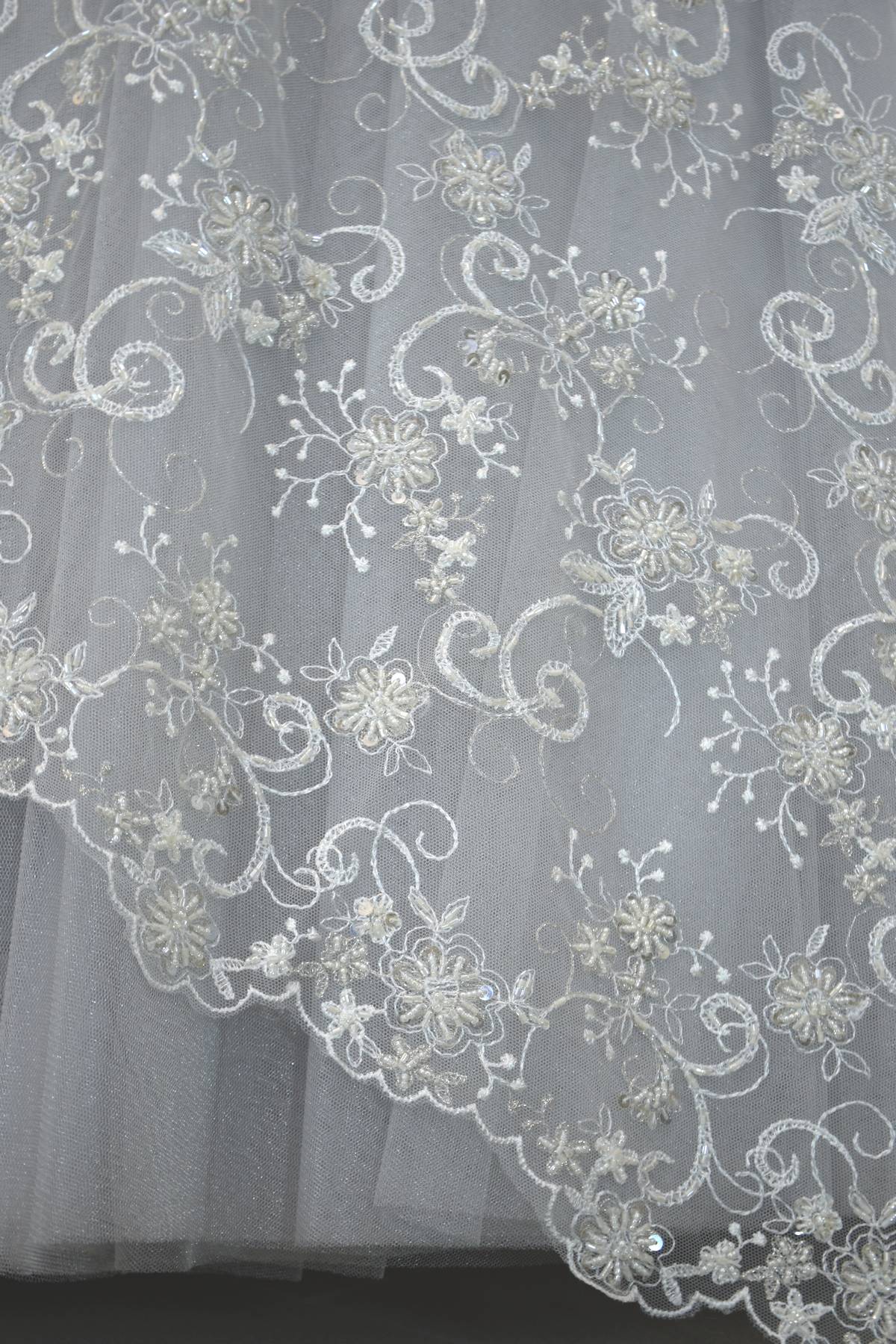 tulle ricamato avorio silver cm 135 Art C1295