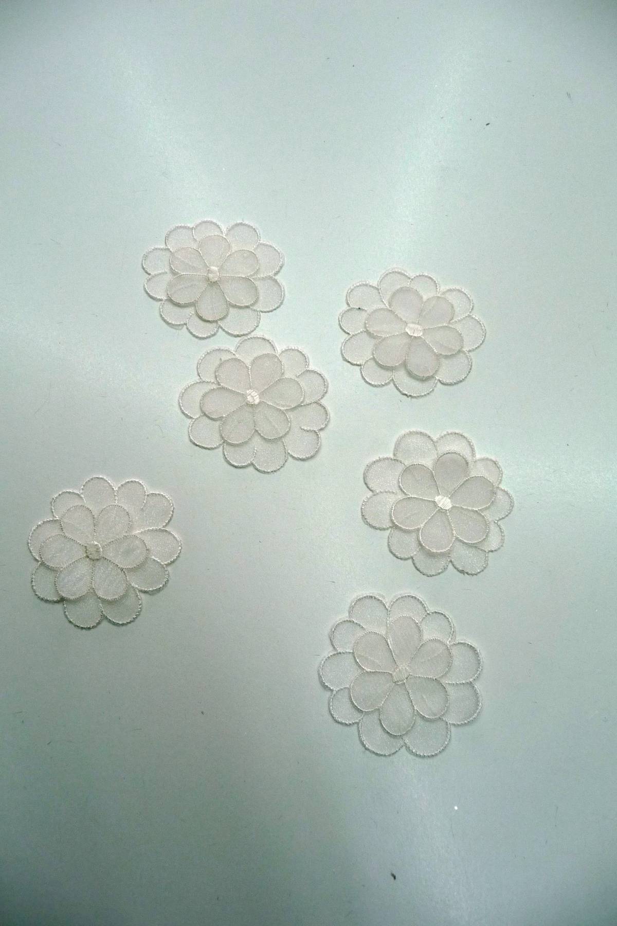 fiorellino doppio organza avorio (confezioni da 50 pezzi) prezzo cadauno Art F62