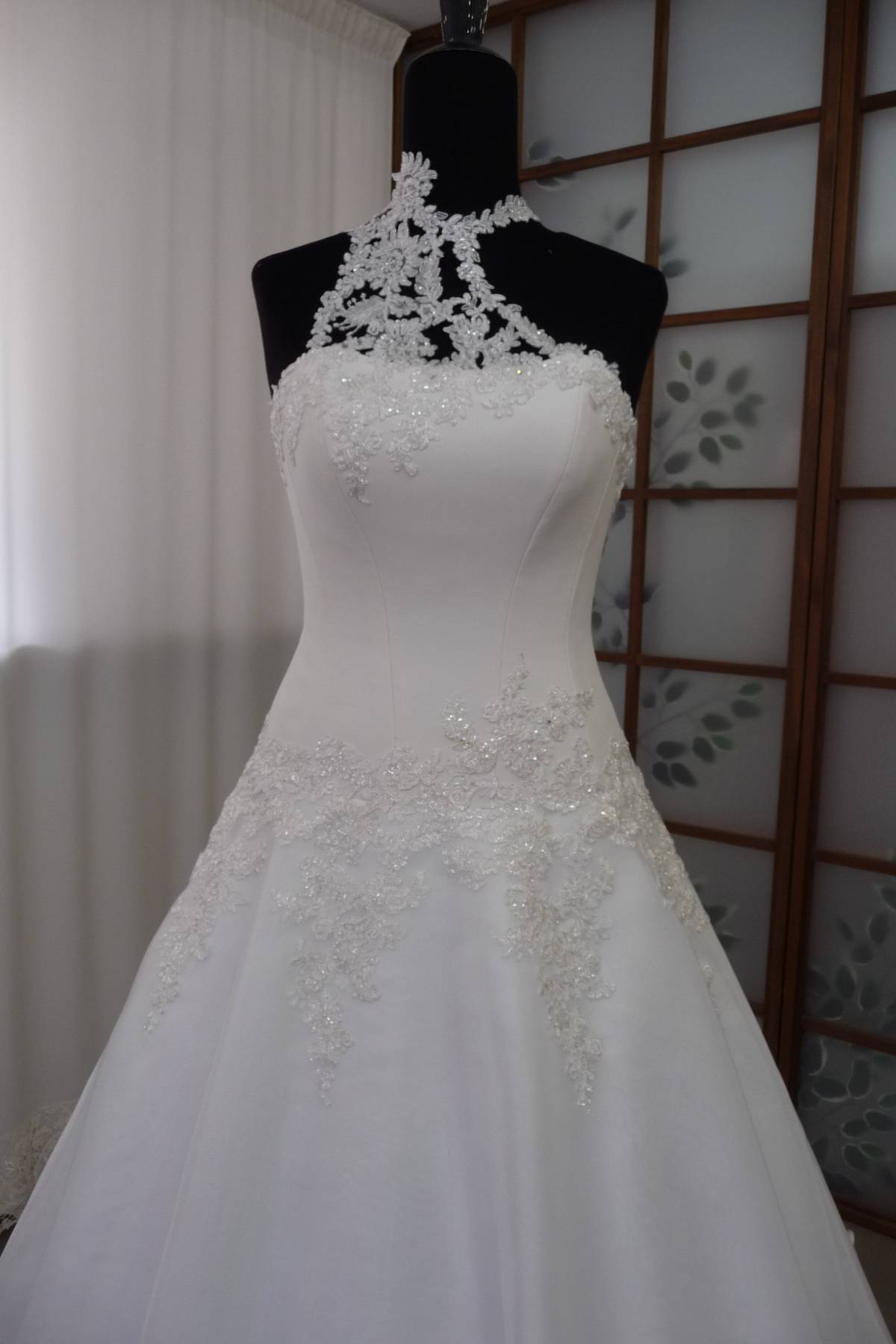 abito sposa in organza (u623) con applicazioni rebrode (0262) Art H1381