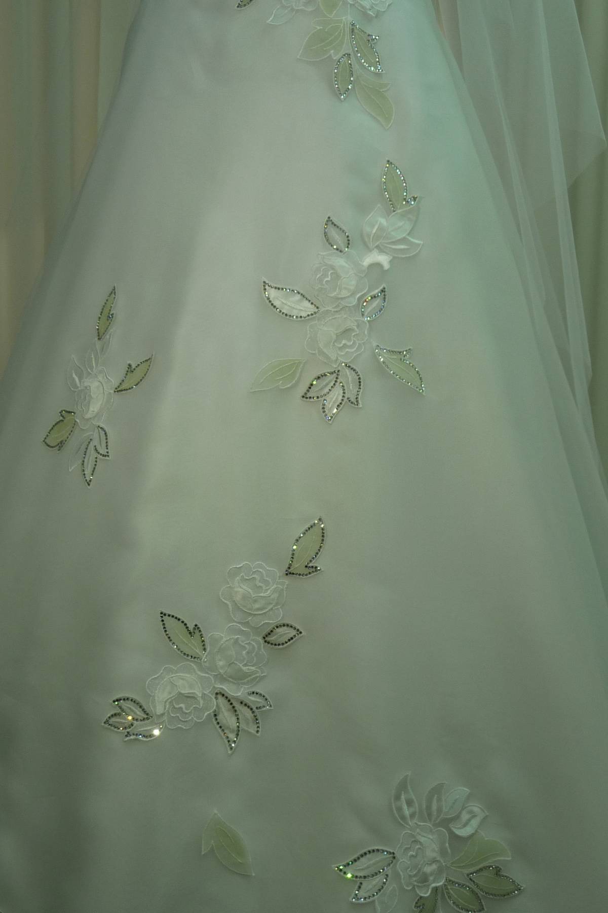 abito seta pura con strass swarovski e applicazioni (4 300 strass) Art H1406