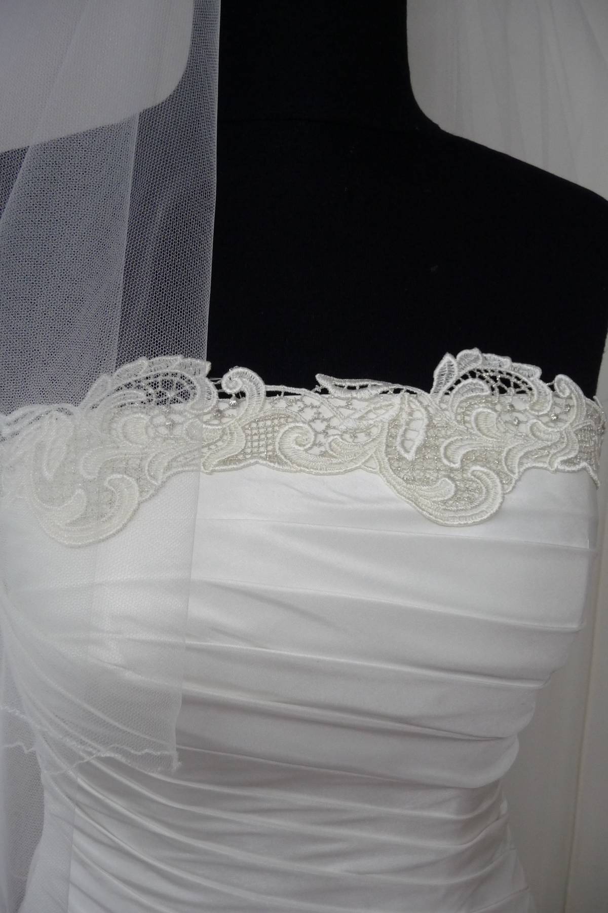 abito sposa con tramezzo macrame e taffetas seta pura Art H1441