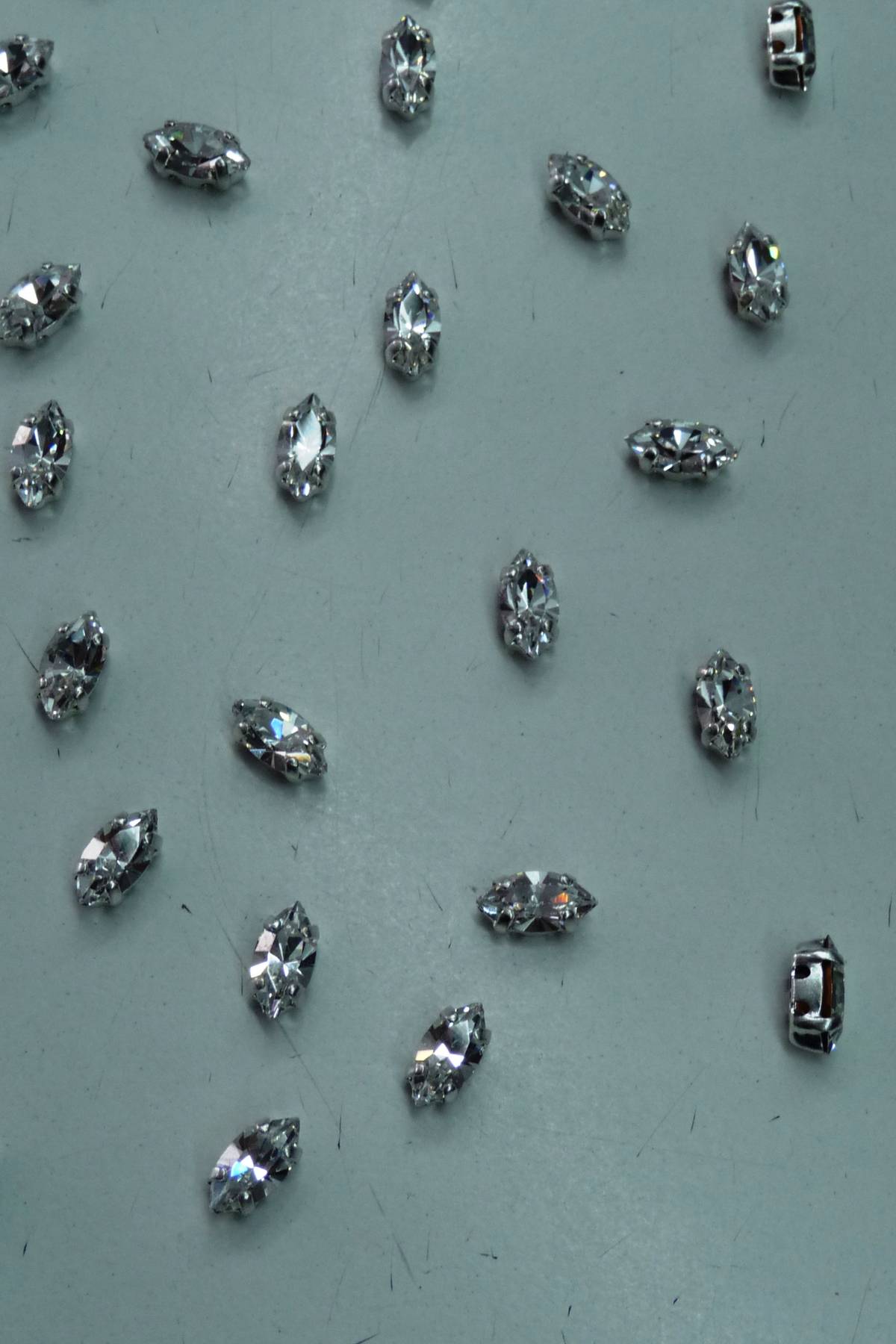 strass crystal swarovski navetta 10x5 (1 grs = n 144) confezioni 1 grs Art STR10X5