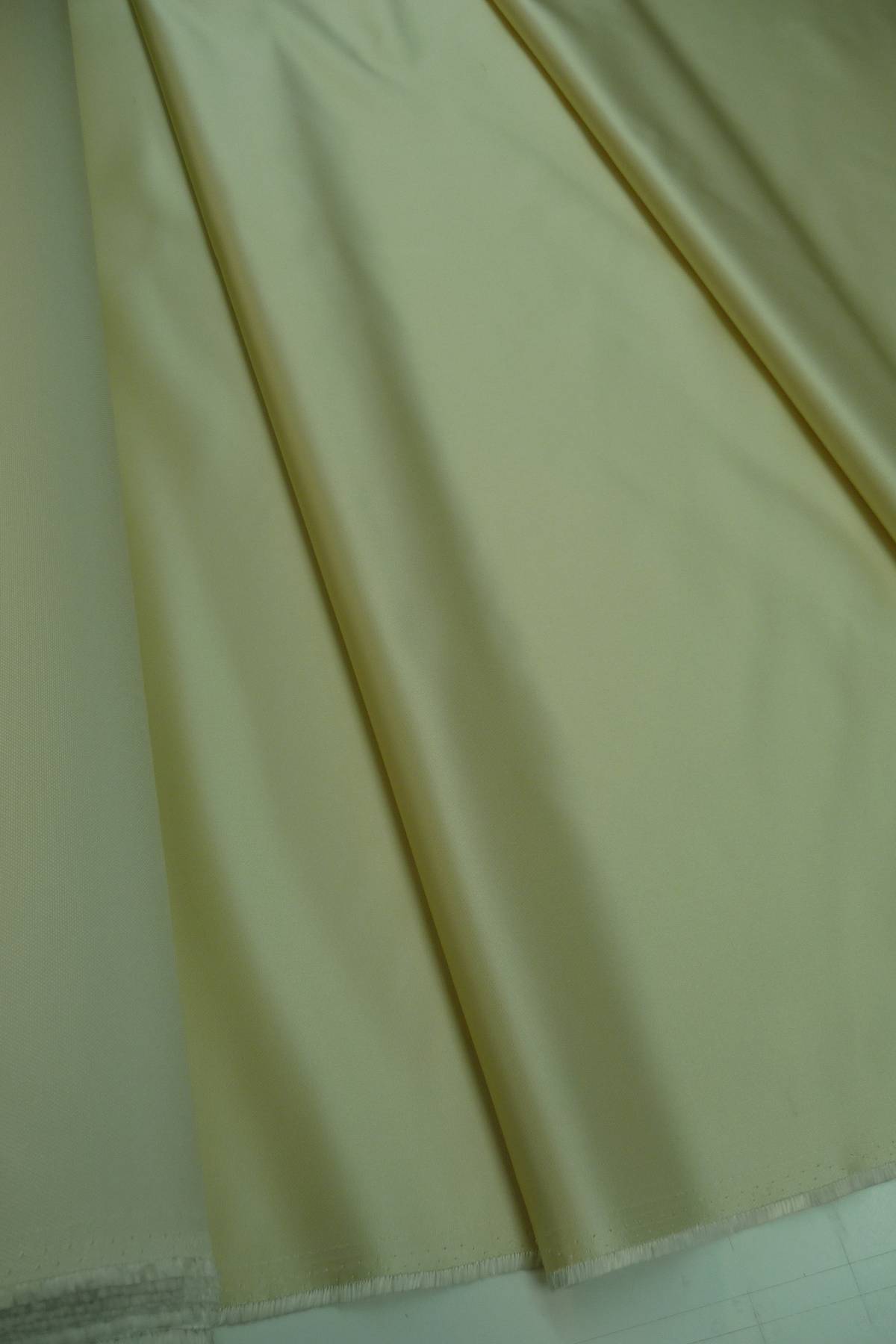 duchesse 100 acetato champagne cm 145 Art U515COL7