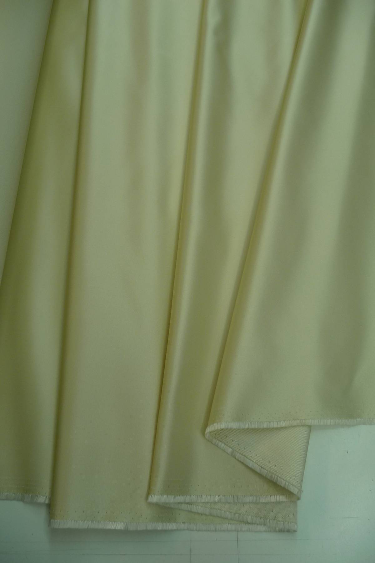 duchesse 100 acetato champagne cm 145 Art U515COL7