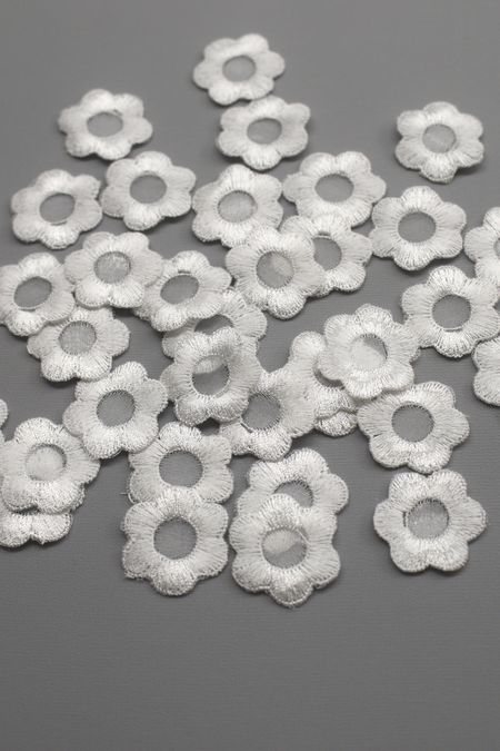 Fiorellini organza 3d bianco (confezioni da 100) ) prezzo confezione