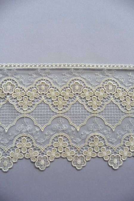 tulle macrame avorio 862) Foto 1