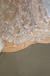 bicolore lavorato tessuto per confezionare un abito da sposa