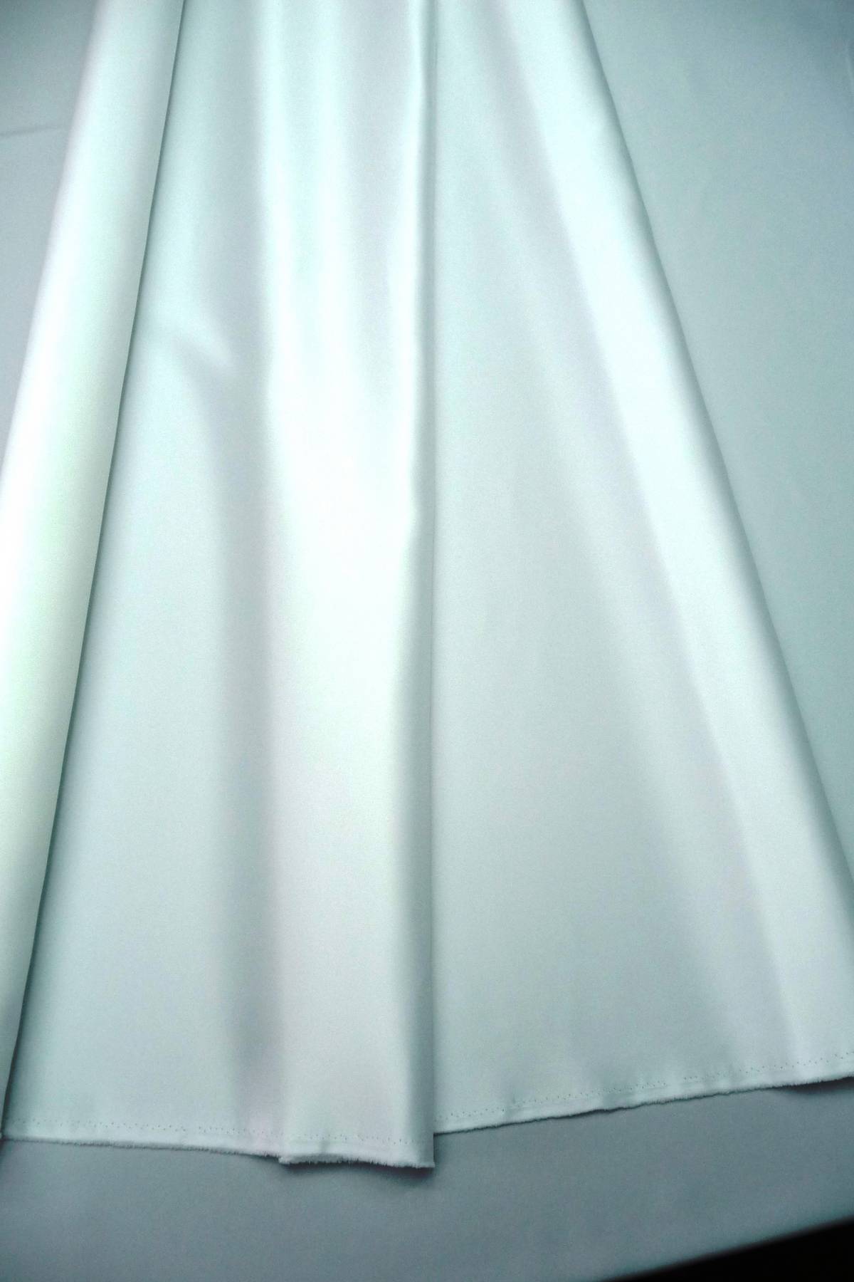 raso 100 poliestere h cm 150 bianco gr 180 h mt lineare Art 0011BC
