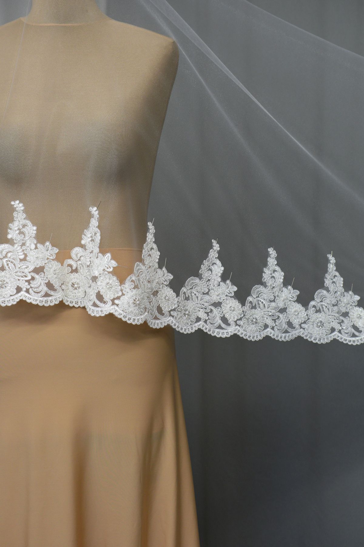 bordo pizzo rebrode ricamato avorio naturale h cm 16 anche bianco seta Art 0090D