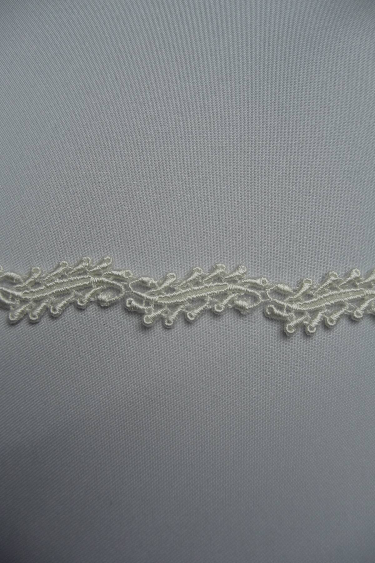 bordo macrame avorio cm 1 Art 0268BMAV